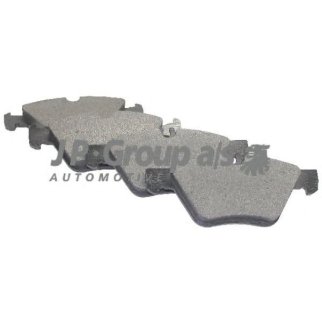 Колодки тормозные передние к-кт JP Group 1363601010 фото