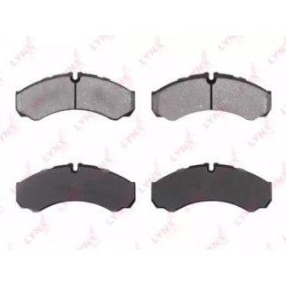 Колодки тормозные передние к-кт LYNXauto BD-2833 фото