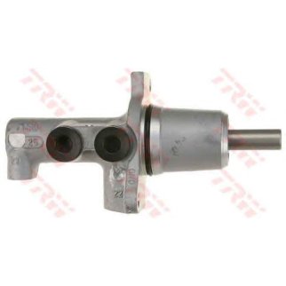 Цилиндр тормозной главный фото