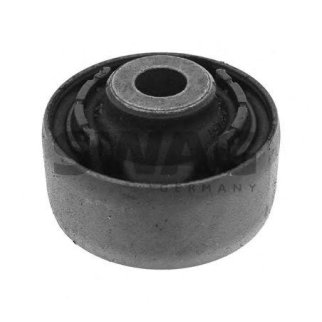 Сайлентблок передний подвески SWAG 40 69 0001 фото