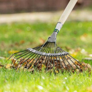 Грабли веерные 20 зубьев, с черенком, оксидированные, плоский зуб// СИБРТЕХ Россия фото 8