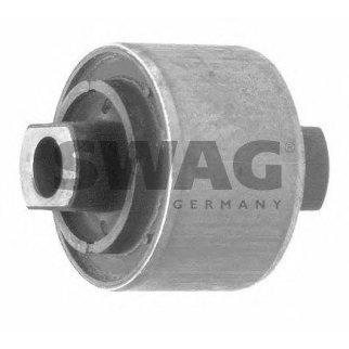 Сайлентблок нижнего рычага передний внутренний SWAG 30 60 0031 фото