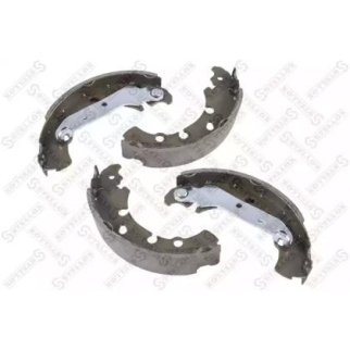 148 100-SX_=4137.00=673SBS=FSB635!колодки барабанные Ford Fiesta 1.3i-1.4TDCi 01> фото