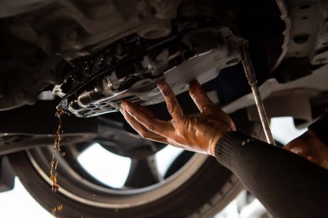 80% автовладельцев думают, что они меняют масло в АКПП…  фото