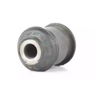 Сайлентблок рычага BSG BSG 90-700-028 фото