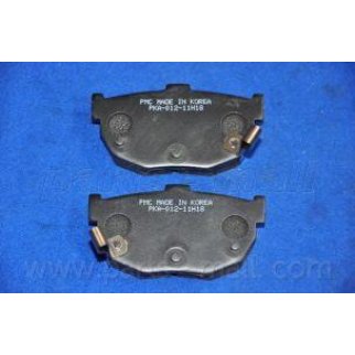 Колодки тормозные задние дисковые к-кт PARTS-MALL PKA-012 фото