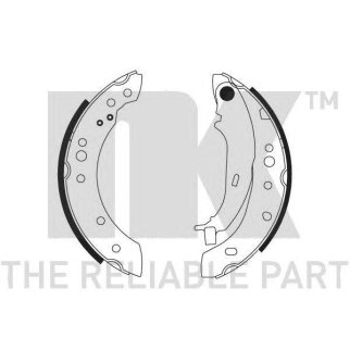 Колодки тормозные барабанные,задние (203,2x38mm) / MITSUBISHI Colt-VI,SMART Rorfour 04~12 фото