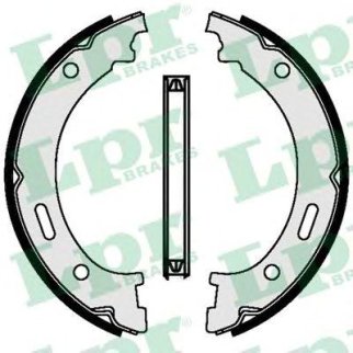 Колодки барабанные к-кт Lpr 09530 фото