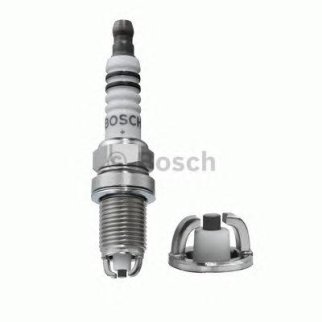 Свеча зажигания BOSCH 0 242 235 668 фото