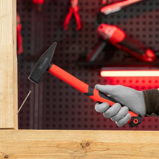 Молоток 600г слесарный фиберглассовая обрезиненная ручка MATRIX фото 6