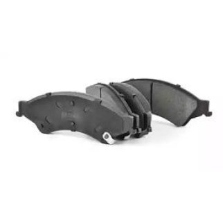 Колодки тормозные передние к-кт BSG BSG 30-200-034 фото 1