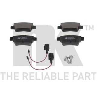 Колодки тормозные дисковые задние с датчиками износа,прижимной пластиной и аксессуарами / FIAT Punto фото