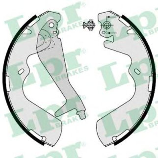 Колодки тормозные барабанные задн HYUNDAI: GALLOPER II 98-, H100 автобус 93-00, H100 фургон 93-00, STAREX 97- фото