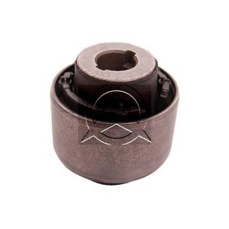 Сайлентблок рычага подвески зад прав/лев фото