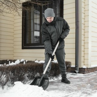 Лопата снеговая пластиковая 360х405х1550мм деревянный черенок СИБРТЕХ фото 7