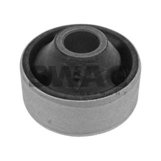 Сайлентблок передний подвески SWAG 30 60 0034 фото