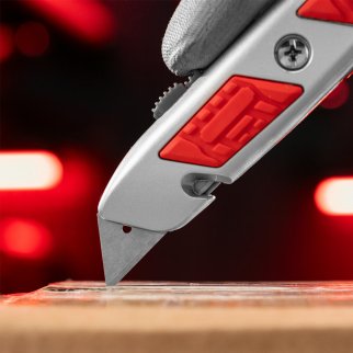 Лезвие трапециевидное прямое 18 мм 5шт MATRIX 793555 фото 1