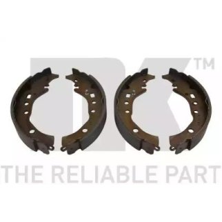 Колодки тормозные барабанные,задние (228x37mm) / SUBARU Trezia,TOYOTA Verso S,Yaris 11~ фото