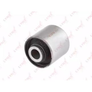 Сайлентблок задней подвески LYNXauto C9798 фото