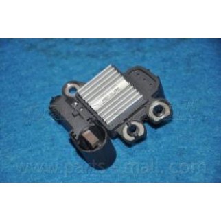 Реле-регулятор напряжения PARTS-MALL PXPBA-036 фото