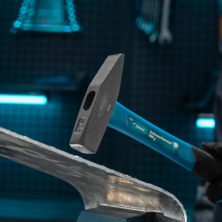 Молоток 500г квадратный боек, фибергласовая обрезиненная рукоятка GROSS фото 6