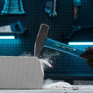 Молоток 500г квадратный боек, фибергласовая обрезиненная рукоятка GROSS фото 1