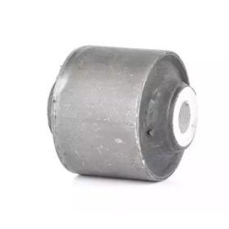 Сайлентблок рычага amarok 10- фото