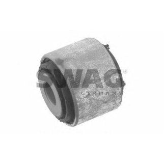 Сайлентблок задней подвески SWAG 30 93 0983 фото