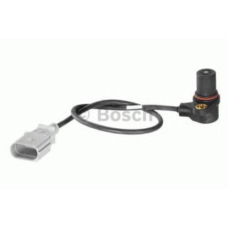 Датчик положения коленвала BOSCH 0 261 210 178 фото