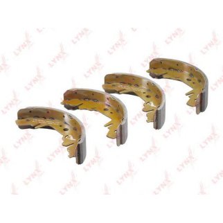 Колодки барабанные к-кт LYNXauto BS4401 фото