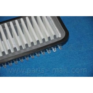 Фильтр воздушный PARTS-MALL PAF-058 фото