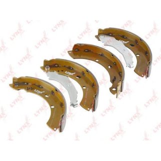 Колодки барабанные к-кт LYNXauto BS-8002 фото