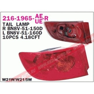 Фонарь задний прав (красный) MAZDA: 3 03-, 4D фото