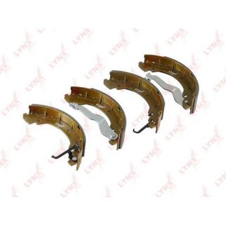 Колодки барабанные к-кт LYNXauto BS-8003 фото