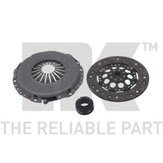 Комплект сцепления с выжимным подшипником-228mm / AUDI A4,6,SKODA Superb-I,VW Passat B5 1.6/1.8/1.8T фото