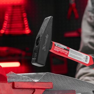 Молоток 400г слесарный фиберглассовая обрезиненная ручка MATRIX фото 8