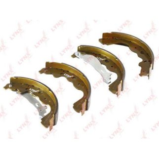 Колодки барабанные к-кт LYNXauto BS-6304 фото