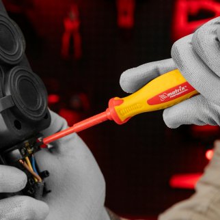 Отвертка isulated SL3,5х80мм, CrMo, до 1000В, двузкомп. рукоятка MATRIX фото 1