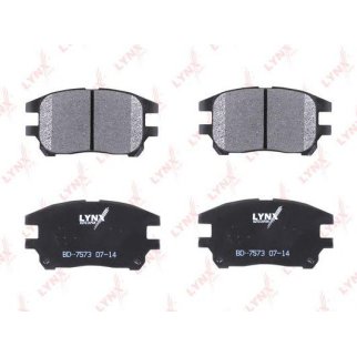 Колодки тормозные передние к-кт LYNXauto BD7573 фото