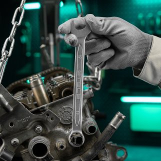 Набор инструментов, 1/2",3/8", 1/4", CrV, пластиковый кейс 142 предм. Stels фото 39