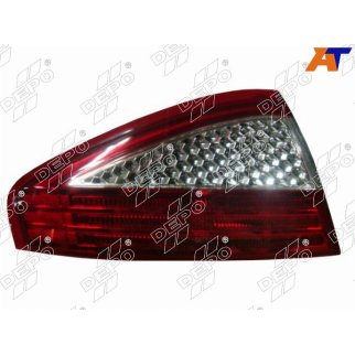 Фонарь задний левый фото