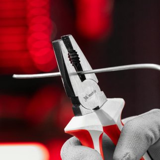 Плоскогубцы Premium 200мм Matrix фото 9