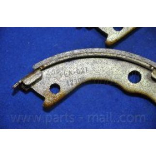 Колодки тормозные PARTS-MALL PLA-027 фото
