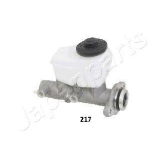 Цилиндр тормозной TOYOTA LC80 главный фото