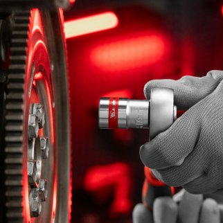 Головка торцевая, 17 мм, 6-гранная, CrV, под квадрат 1/2, хромированная MATRIX 13117 фото 6