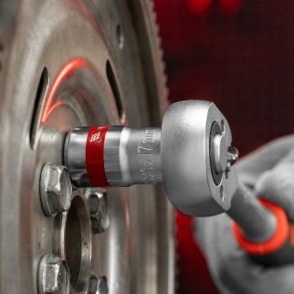 Головка торцевая, 17 мм, 6-гранная, CrV, под квадрат 1/2, хромированная MATRIX 13117 фото 1