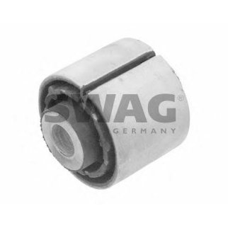 Сайлентблок передний подвески SWAG 10 92 1540 фото