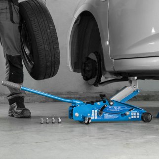 Домкрат подкатной гидравлический 2,5т (140-385мм) с фиксатором (в кейсе) STELS фото 1