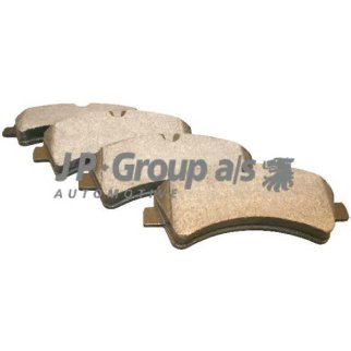 Колодки тормозные задние дисковые к-кт JP Group 1163705710 фото