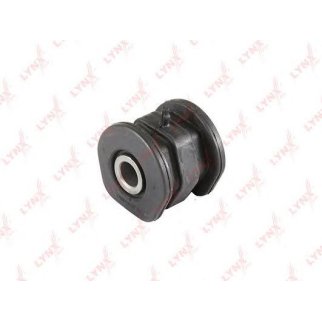 Сайлентблок нижнего рычага задний LYNXauto C8293 фото
